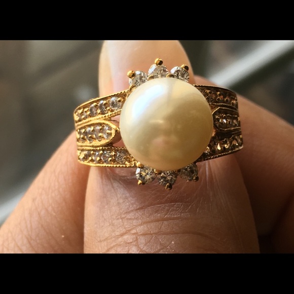 Windsor Collection Pearl decadent ring - Picture 5 of 6